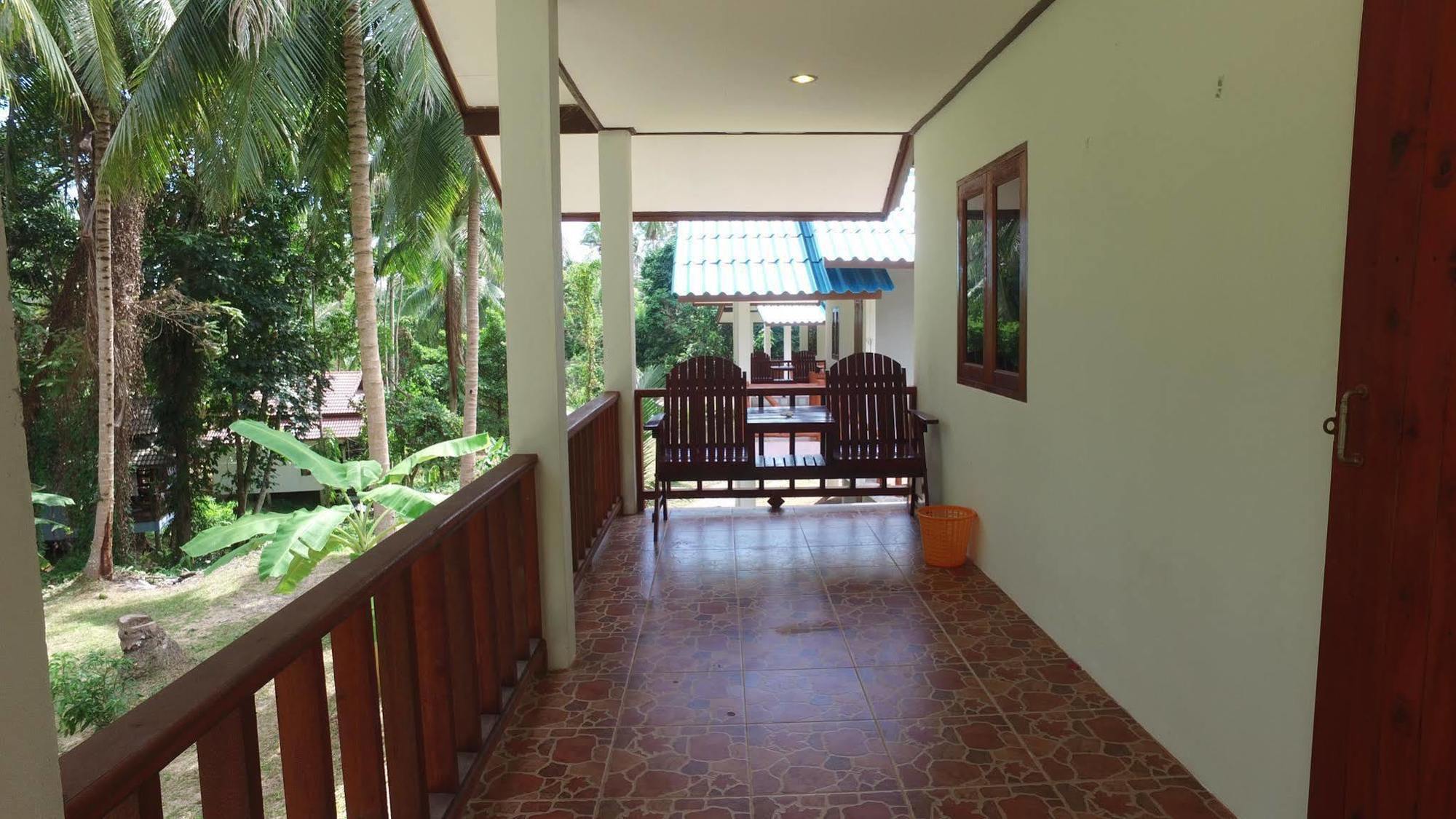 Bor Hin Resort Ban Tai Exterior foto