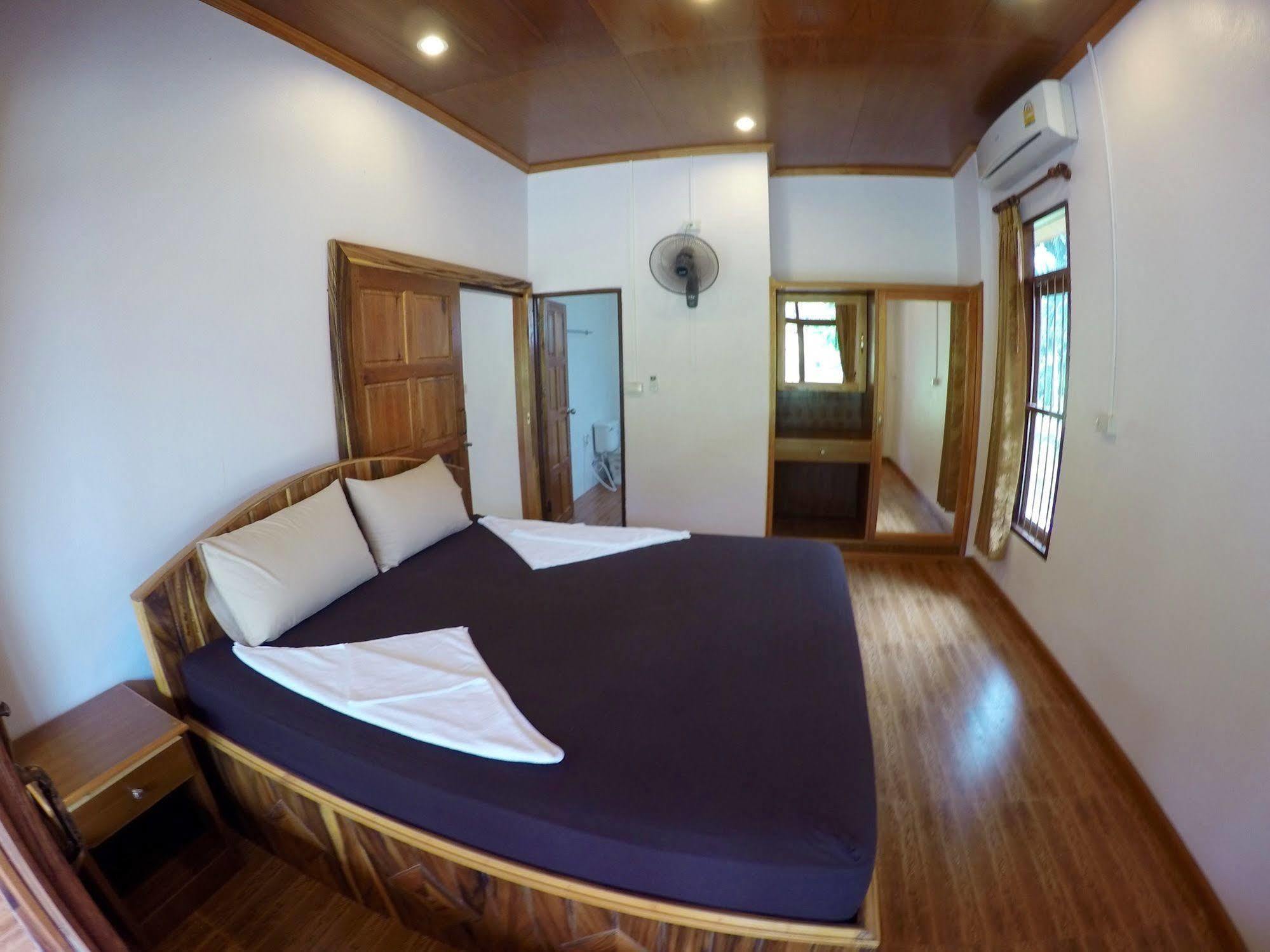 Bor Hin Resort Ban Tai Exterior foto