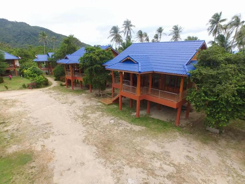 Bor Hin Resort Ban Tai Exterior foto