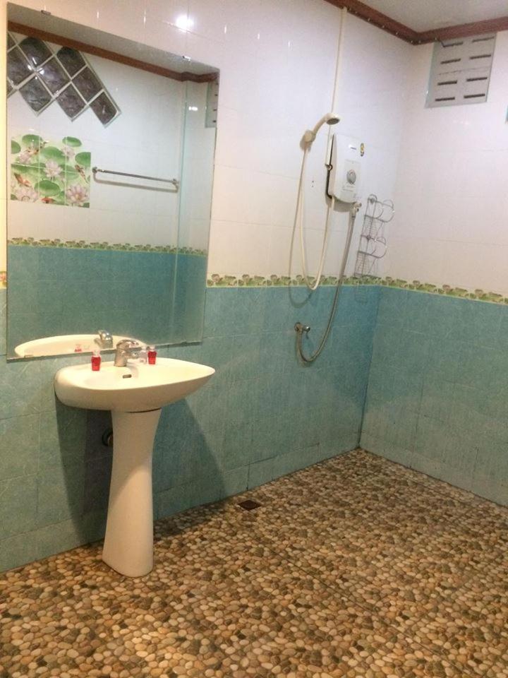 Bor Hin Resort Ban Tai Exterior foto